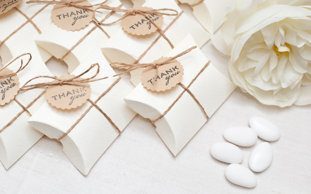 Are Wedding Favors Still a Thing? 3 Alternatives to this Tradition
